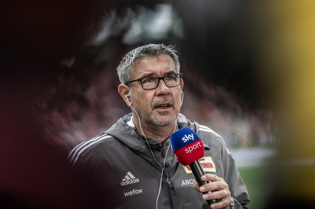 而老队员往 而老队员往