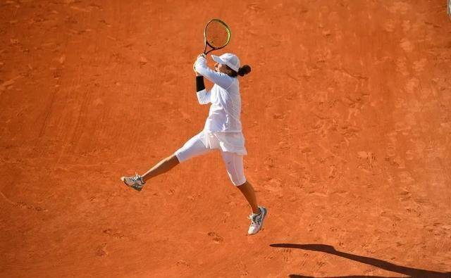 重心微妙的 重心微妙的