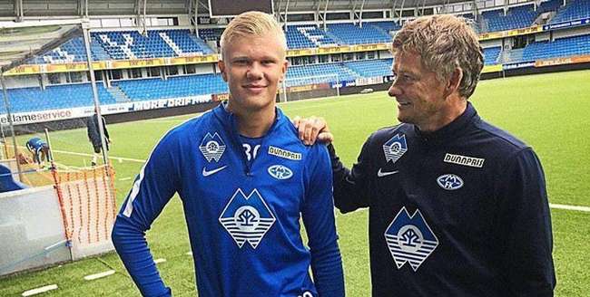 他对投手群 他对投手群